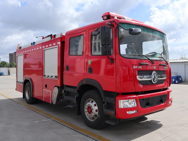 消防車，消防車廠家，泡沫消防車，楚勝汽車集團(tuán)
