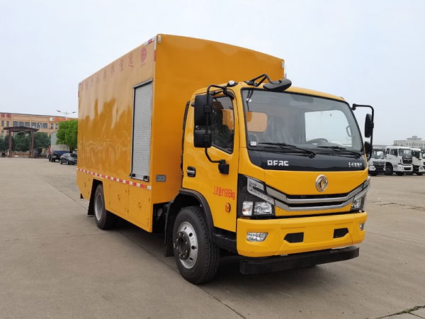 遠(yuǎn)程供排水搶險(xiǎn)車，搶險(xiǎn)車，排水車，楚勝汽車集團(tuán)